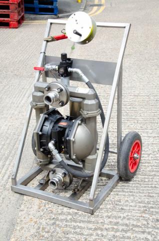 Air pump for fuel transfers