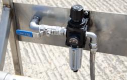 Air filter regulator air control